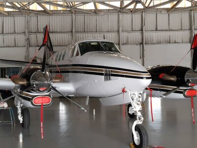 Imagem principal de King Air C90 A loading=